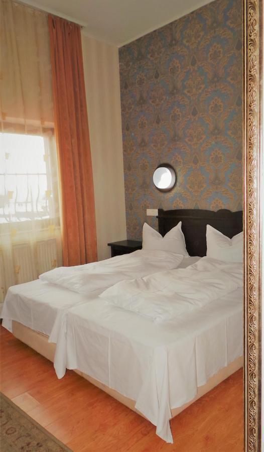 Hotel Sonne Sibiu Buitenkant foto