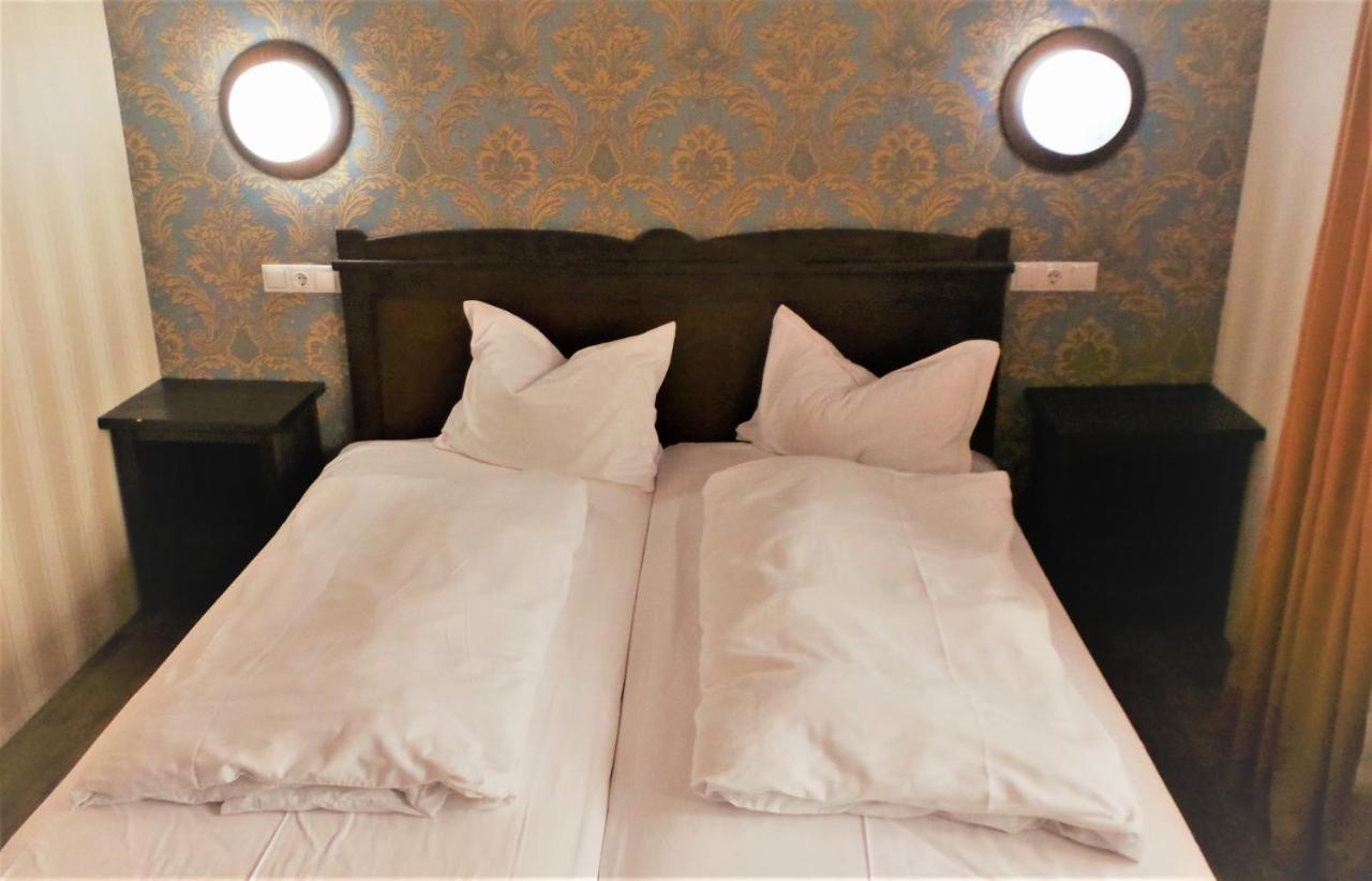 Hotel Sonne Sibiu Buitenkant foto